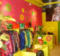 /album/new-stile/decoracion-de-comercios-de-ropa-jpg/